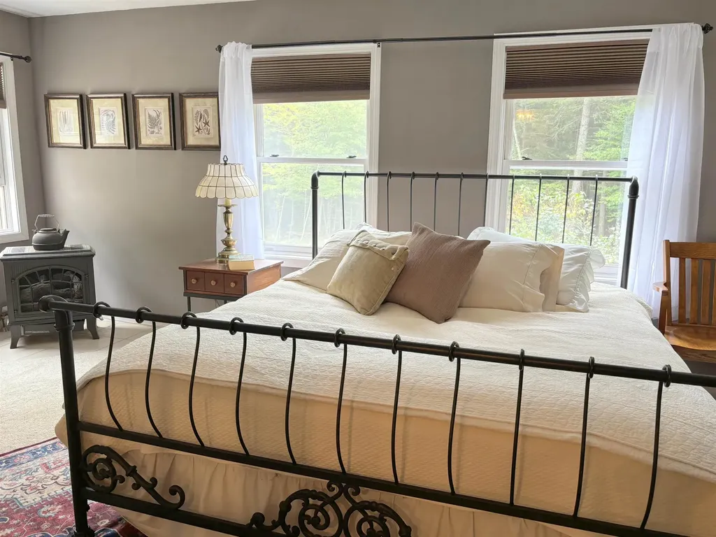 28 Winterhaven Road Wolfeboro NH 03894