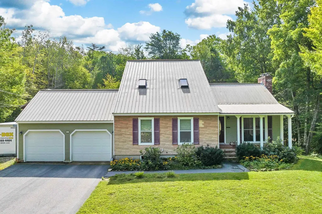 28 Winterhaven Road Wolfeboro NH 03894