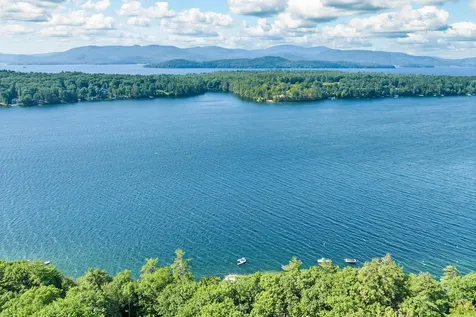 28 Winterhaven Road Wolfeboro NH 03894