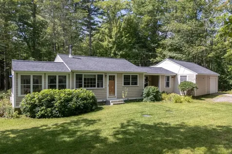 280 North Road Deerfield NH 03037