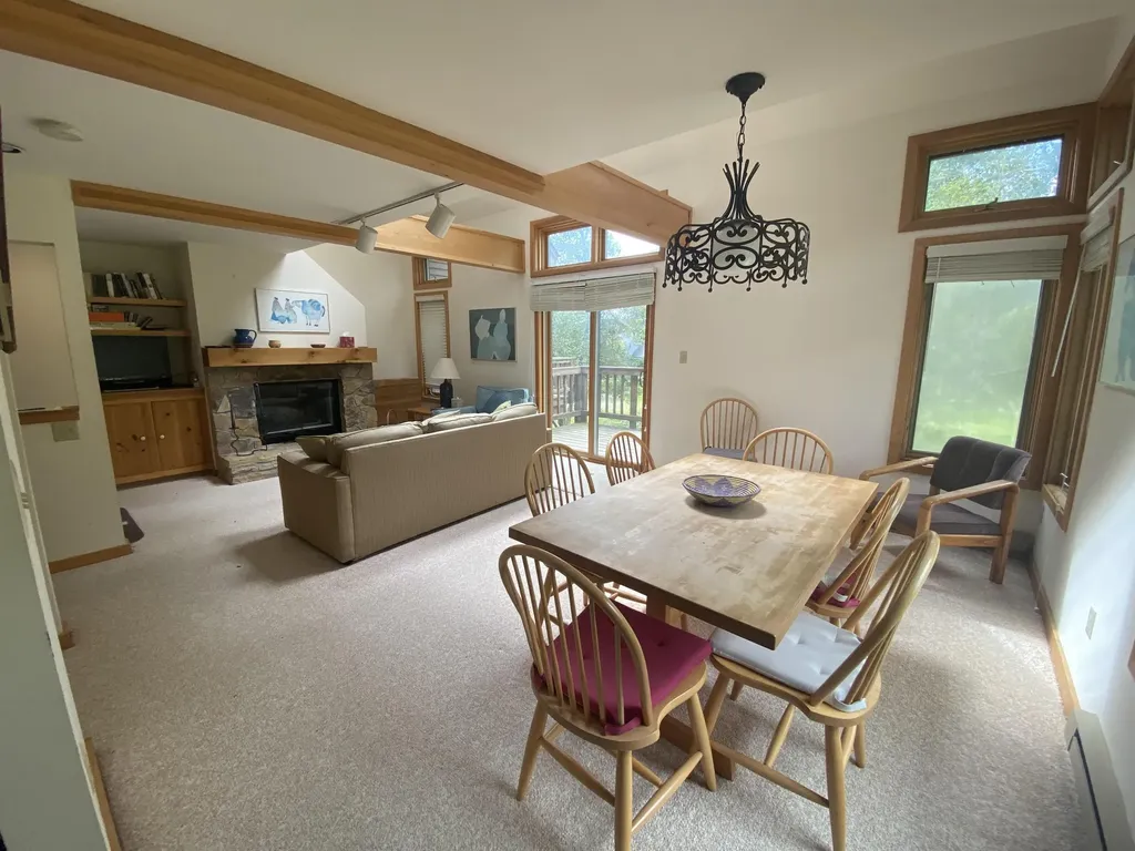 8 Par Drive Wilmington VT 05363