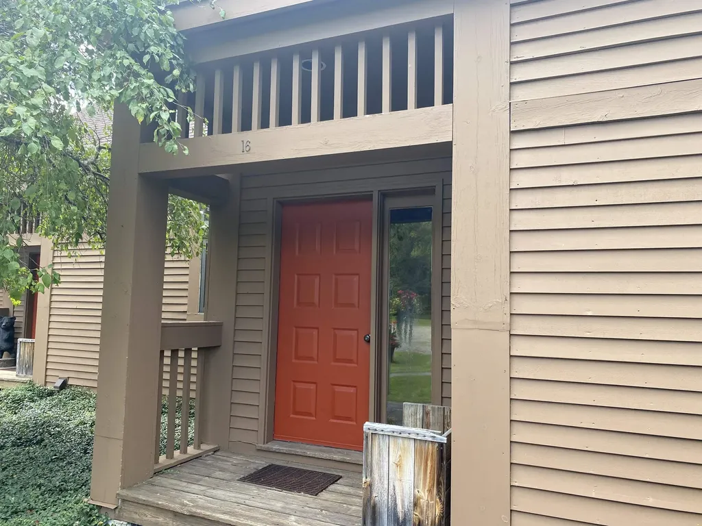 8 Par Drive Wilmington VT 05363