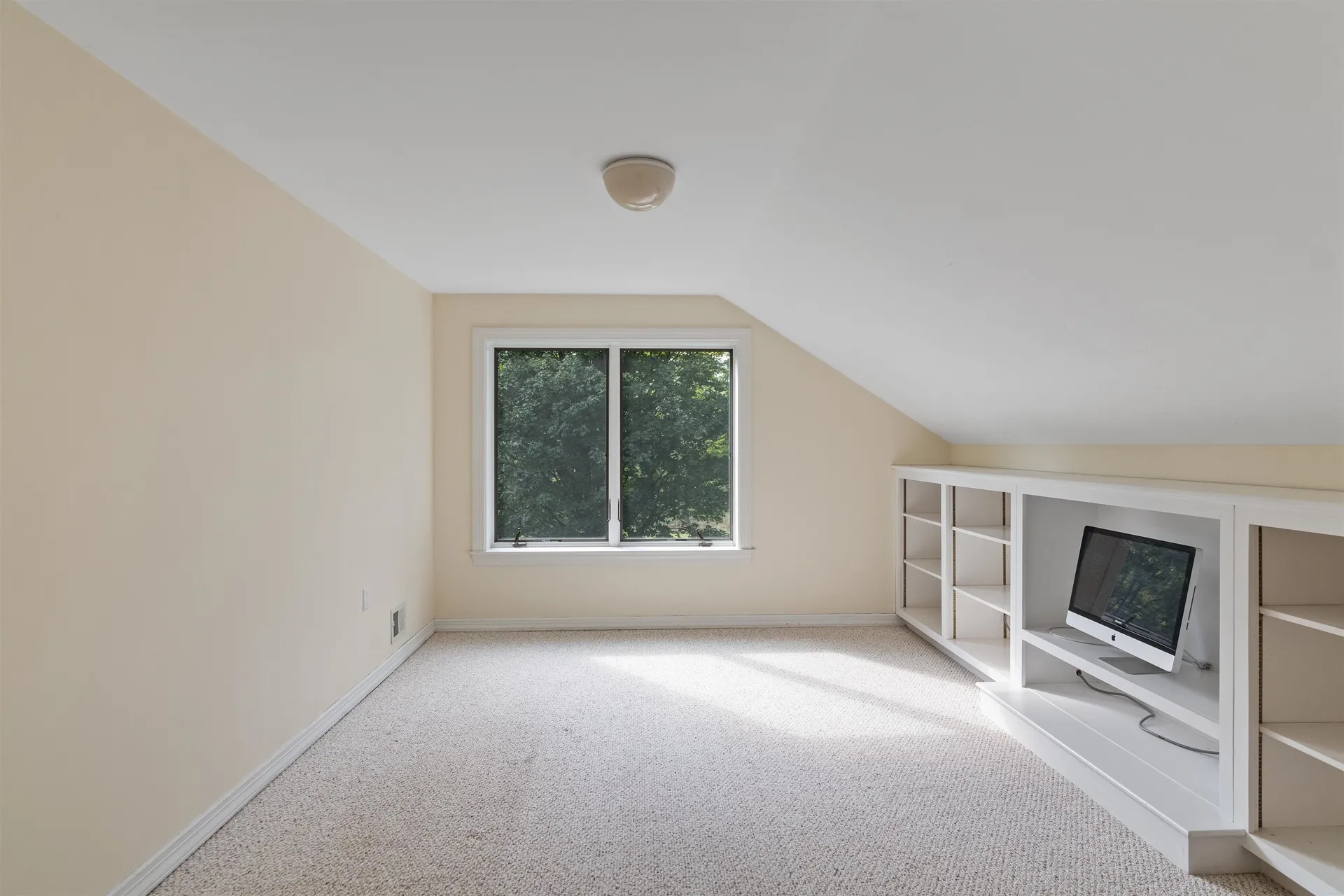 552 Converse Bay Road Charlotte VT 05445