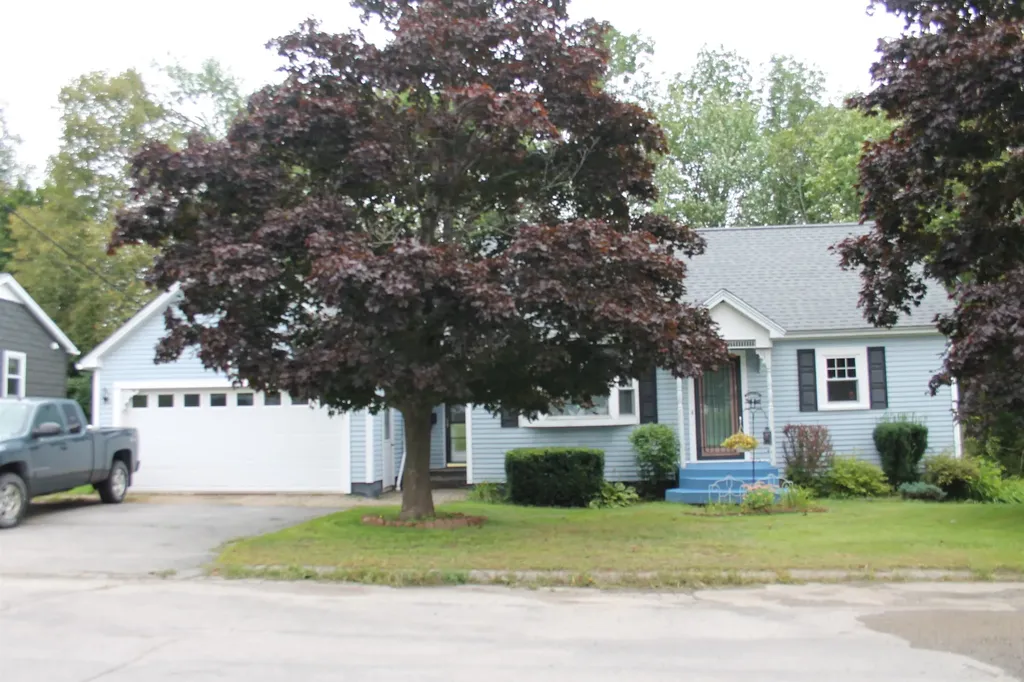 36 Smyth Street Berlin NH 03570