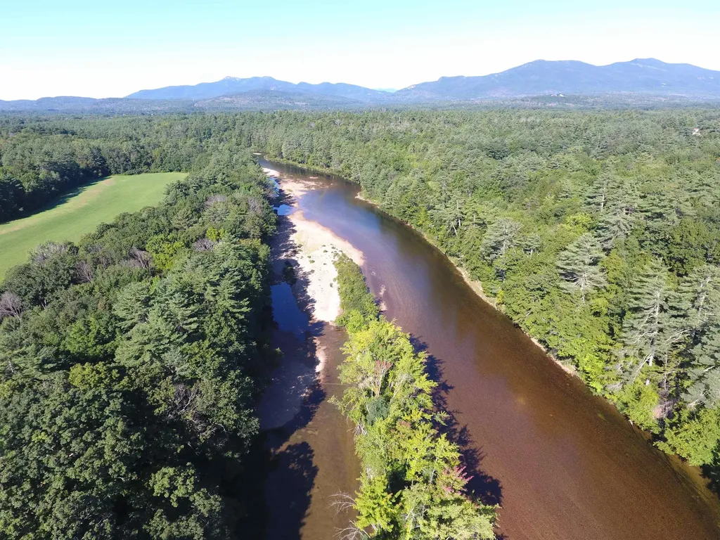 37 Applecroft Lane Conway NH 03813