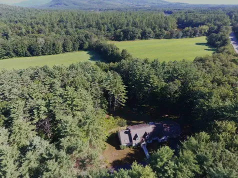 37 Applecroft Lane Conway NH 03813