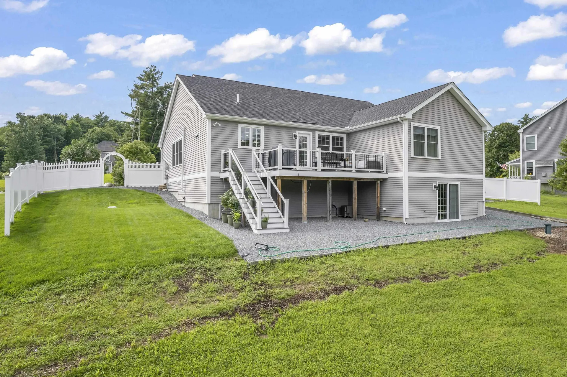 18 Village Place Drive Barrington NH 03825