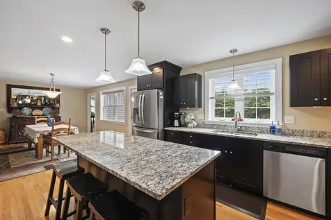 18 Village Place Drive Barrington NH 03825