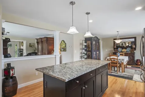 18 Village Place Drive Barrington NH 03825