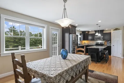 18 Village Place Drive Barrington NH 03825