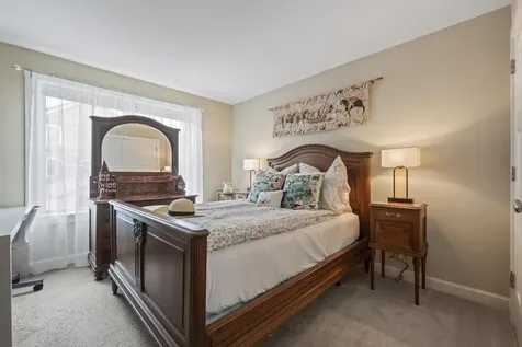 18 Village Place Drive Barrington NH 03825