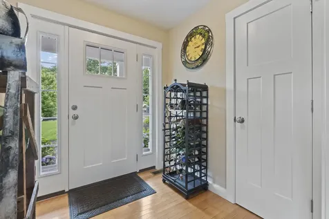 18 Village Place Drive Barrington NH 03825