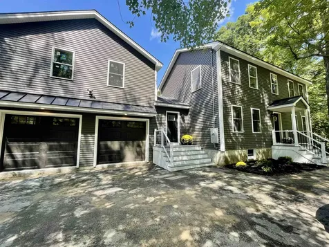 14 Farmer Road Hooksett NH 03106