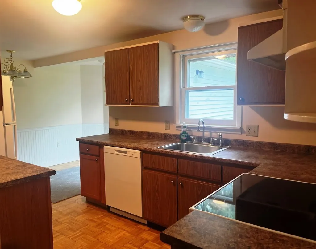 19 Brookside Drive Middlebury VT 05753
