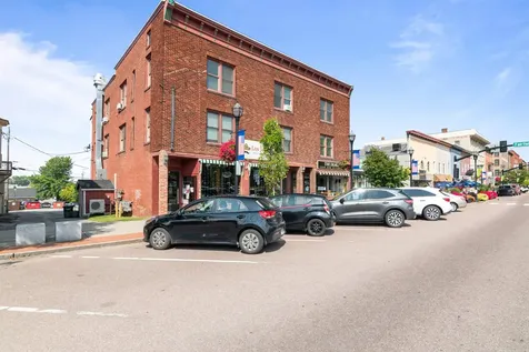 32 South Main Street St. Albans City VT 05478