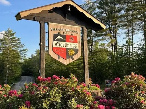 4 Jungfrau Road Madison NH 03849