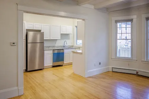12 Beaver Way Rochester NH 03867