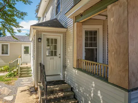 12 Beaver Way Rochester NH 03867