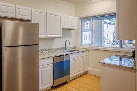 12 Beaver Way Rochester NH 03867