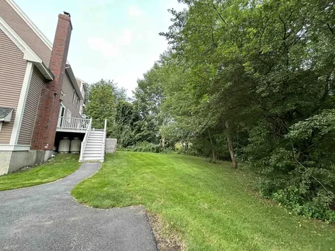 1 Hillside Drive Exeter NH 03833