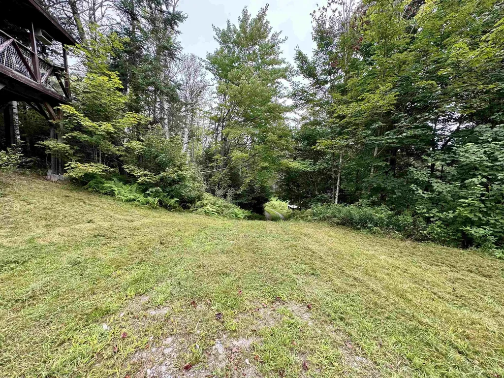 52 Eastman Road Pittsburg NH 03592