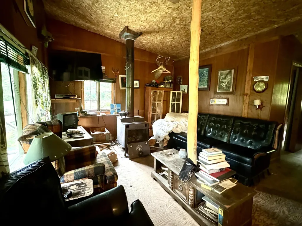 52 Eastman Road Pittsburg NH 03592