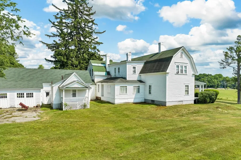 238 White Oaks Road Laconia NH 03246