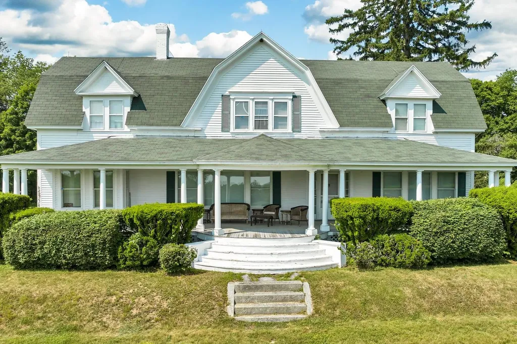 238 White Oaks Road Laconia NH 03246