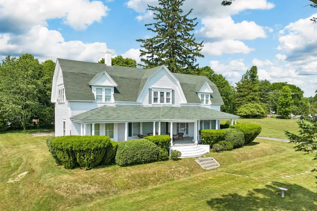 238 White Oaks Road Laconia NH 03246