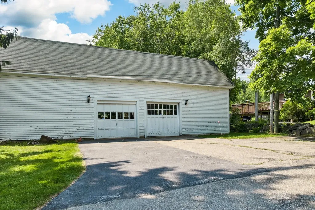 238 White Oaks Road Laconia NH 03246