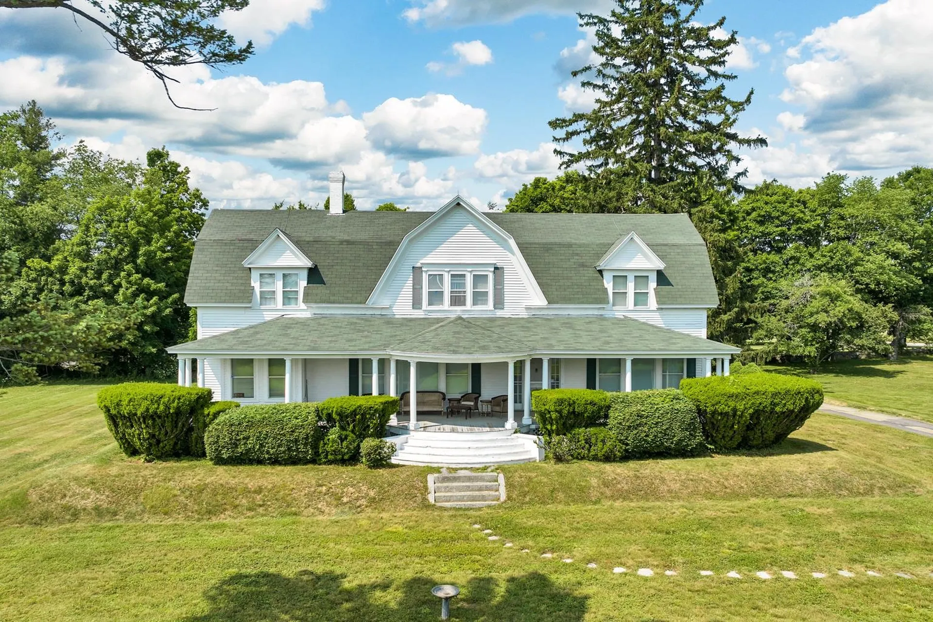 238 White Oaks Road Laconia NH 03246