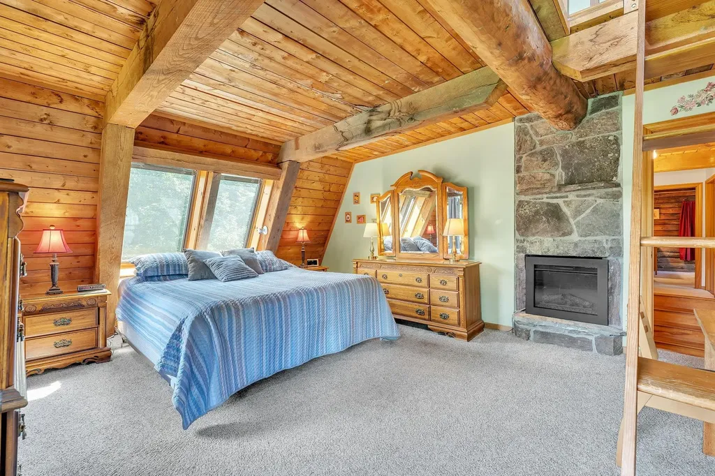 49 Nuthatch Lane Ferrisburgh VT 05473
