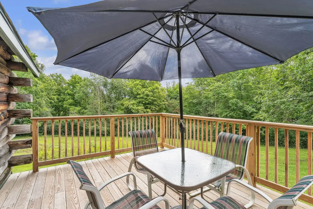 49 Nuthatch Lane Ferrisburgh VT 05473
