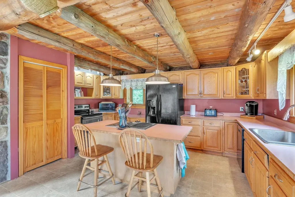 49 Nuthatch Lane Ferrisburgh VT 05473
