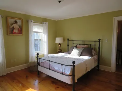 11 Chestnut Street Exeter NH 03833