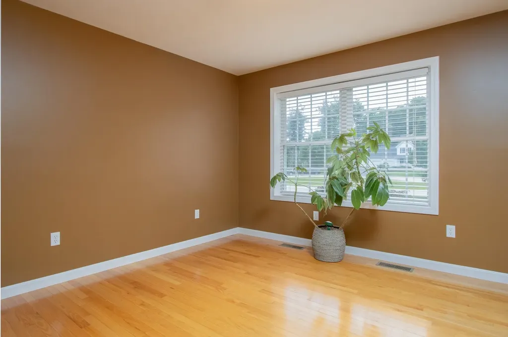 20 Nancy Lane Hooksett NH 03106