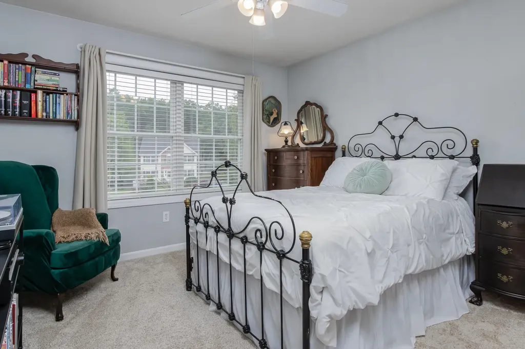 20 Nancy Lane Hooksett NH 03106