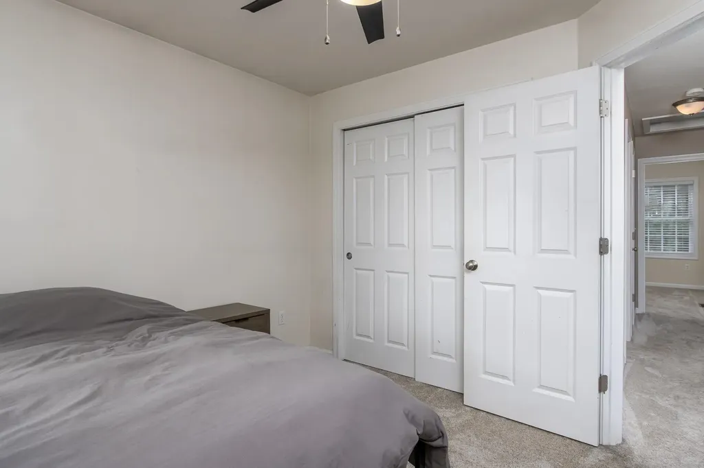 20 Nancy Lane Hooksett NH 03106