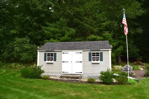 91 Ball Road Kingston NH 03848