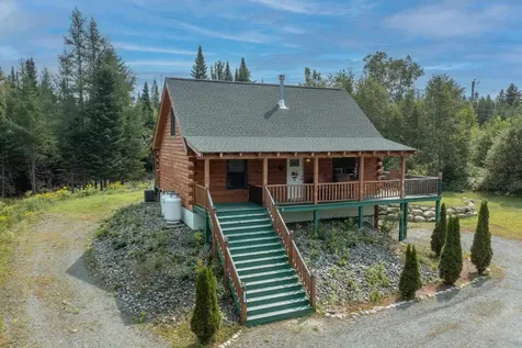 136 Mahlyn Drive Carroll NH 03595