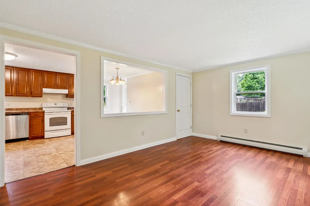 1587 S Windsor Street Royalton VT 05068