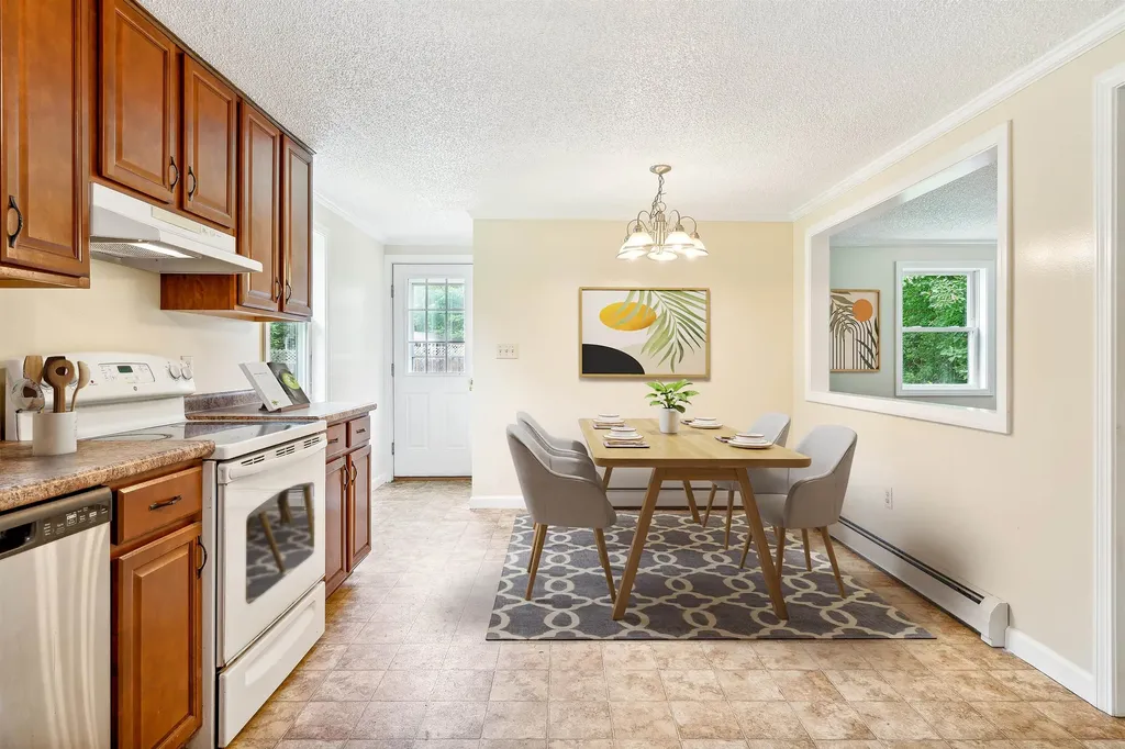 1587 S Windsor Street Royalton VT 05068