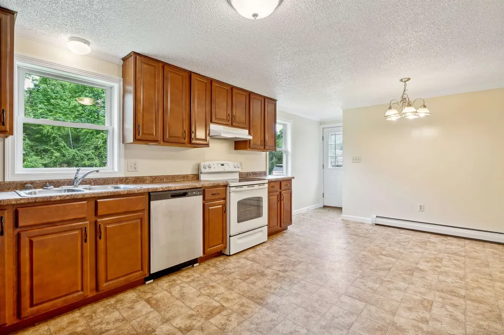 1587 S Windsor Street Royalton VT 05068