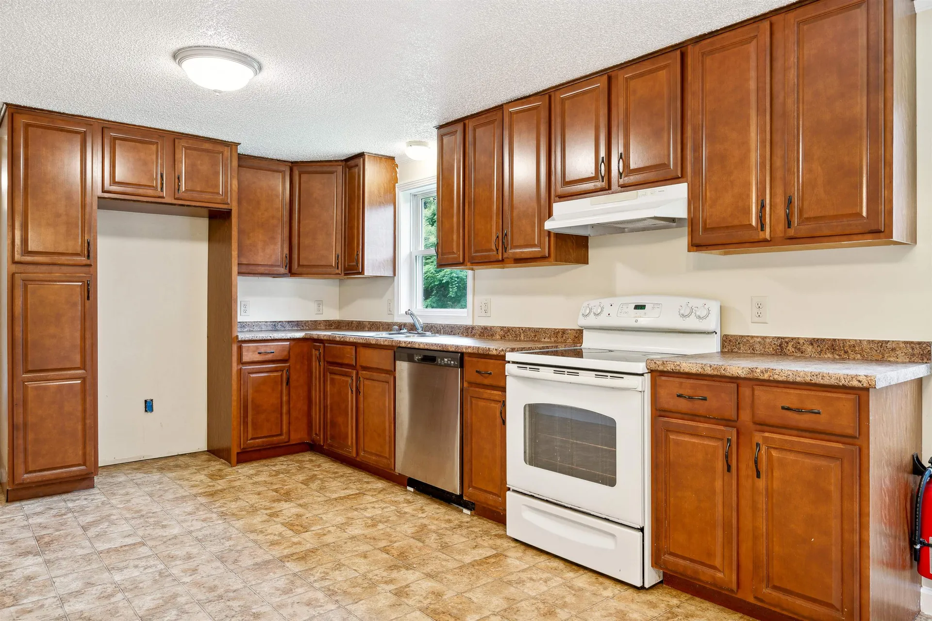 1587 S Windsor Street Royalton VT 05068