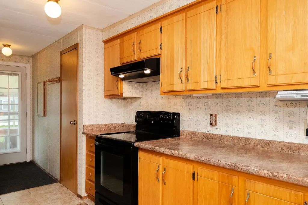 11 Caribbean Lane Rochester NH 03867