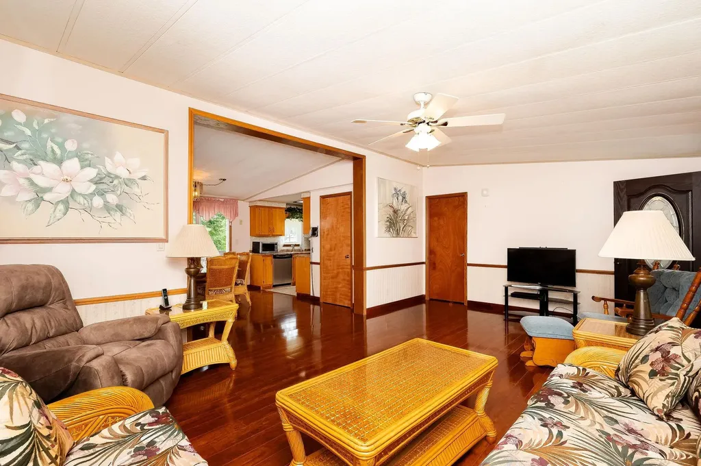11 Caribbean Lane Rochester NH 03867