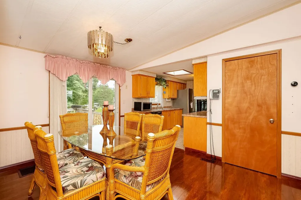 11 Caribbean Lane Rochester NH 03867