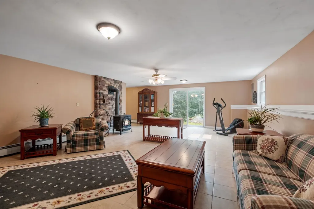 338 Lake Shore Drive Franklin NH 03235