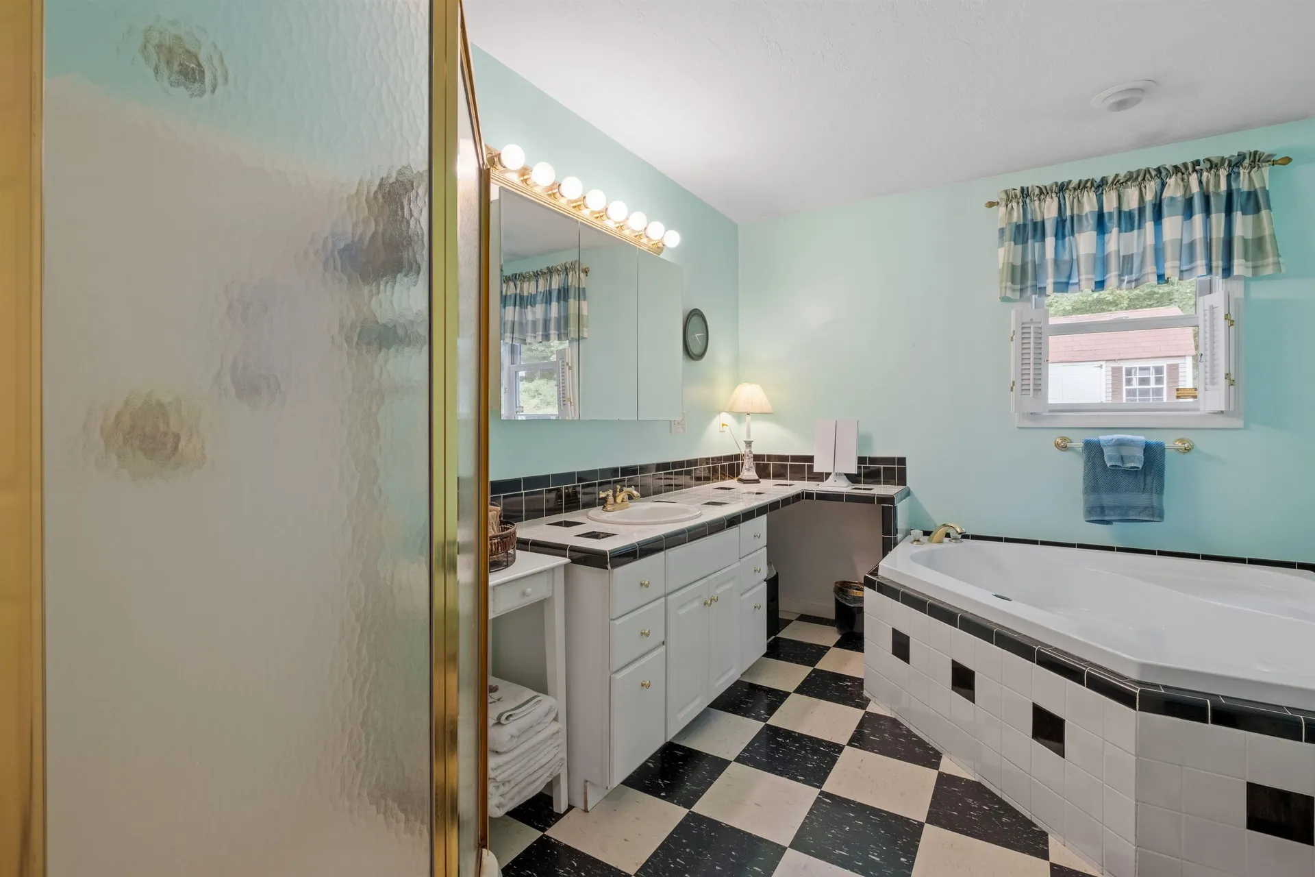 338 Lake Shore Drive Franklin NH 03235