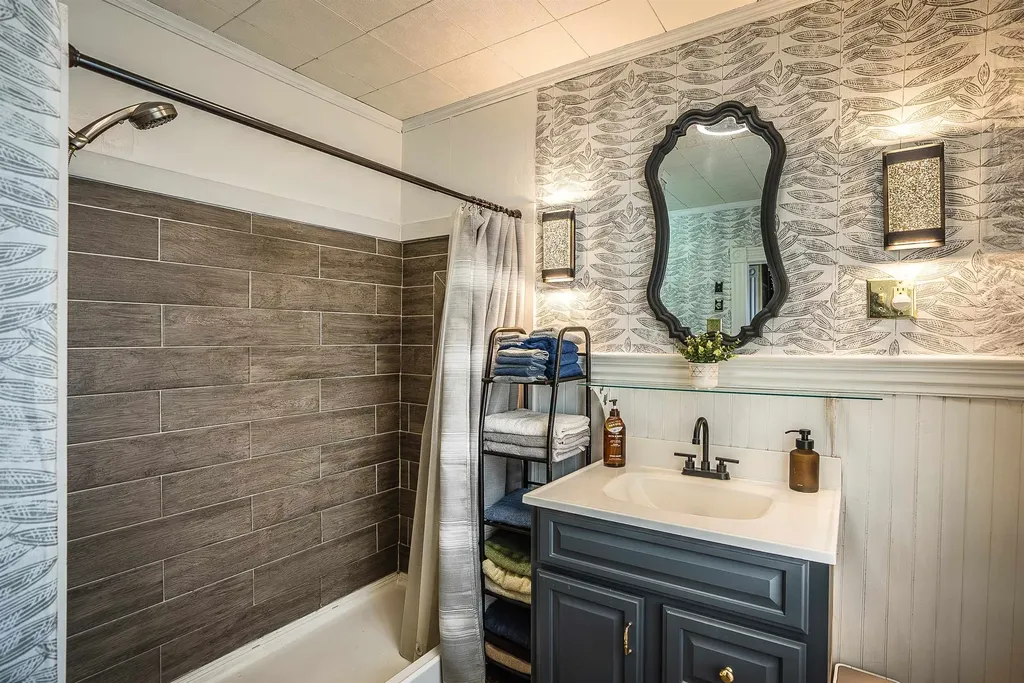 87 Baxter Street Rutland City VT 05701